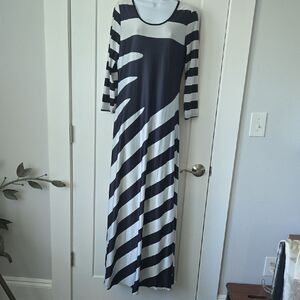 Black and White Long Sleeve Sheath Dress